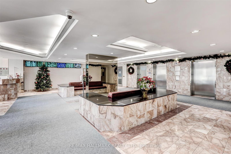 1916 Penthouse - 5 Rowntree Rd, Toronto, M9V 5G9 | Image 3