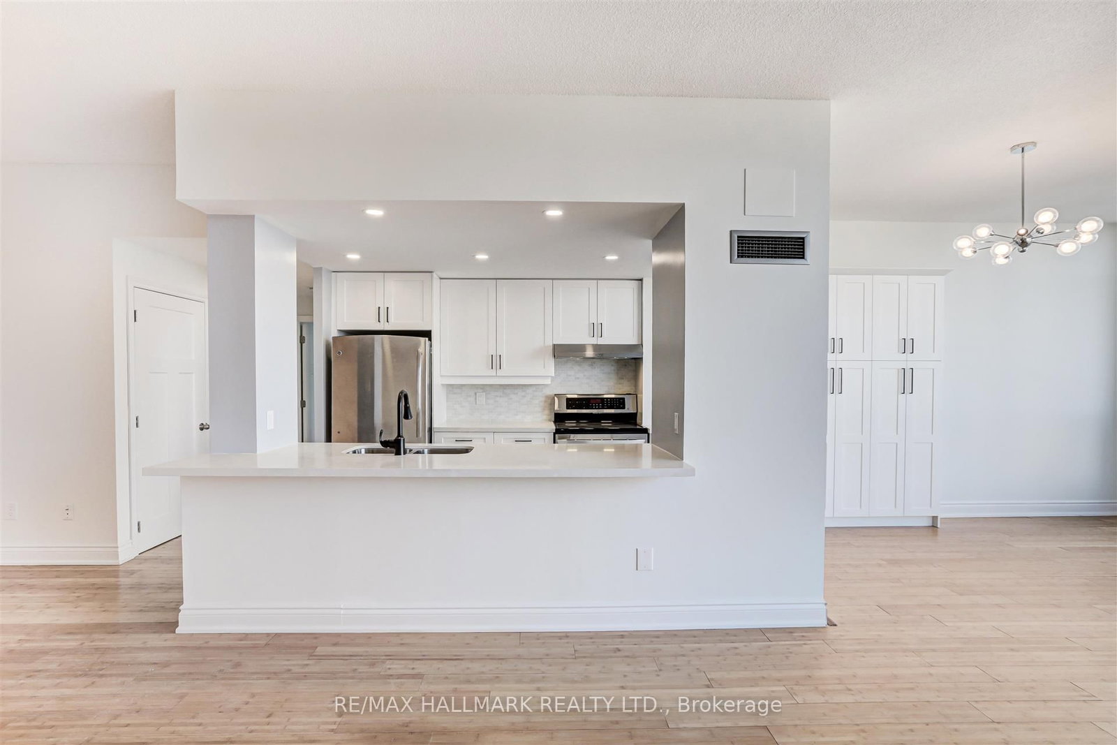 5 Rowntree Road, Unit 1916 Penthouse - Photo 8