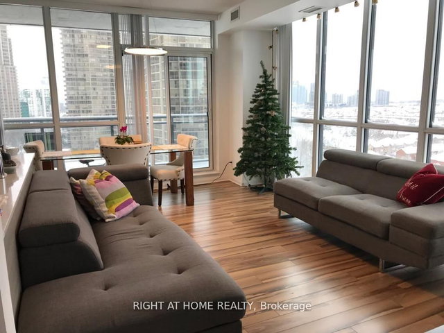 1004 - 75 Eglinton Avenue W