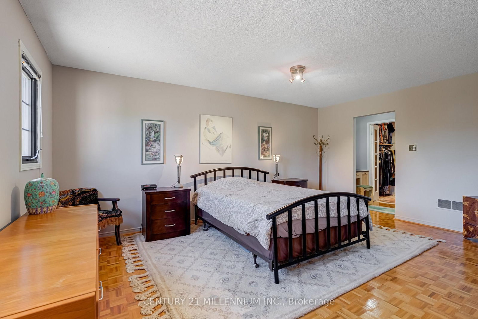 Detached House for sale at 10 Phelps Drive, Brampton, Ontario, L6X 3V5 - Northwood Park - MLS: W12995372