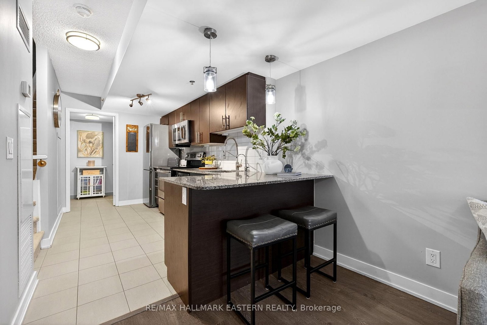 11 Superior Avenue, Unit Th3 - Photo 10