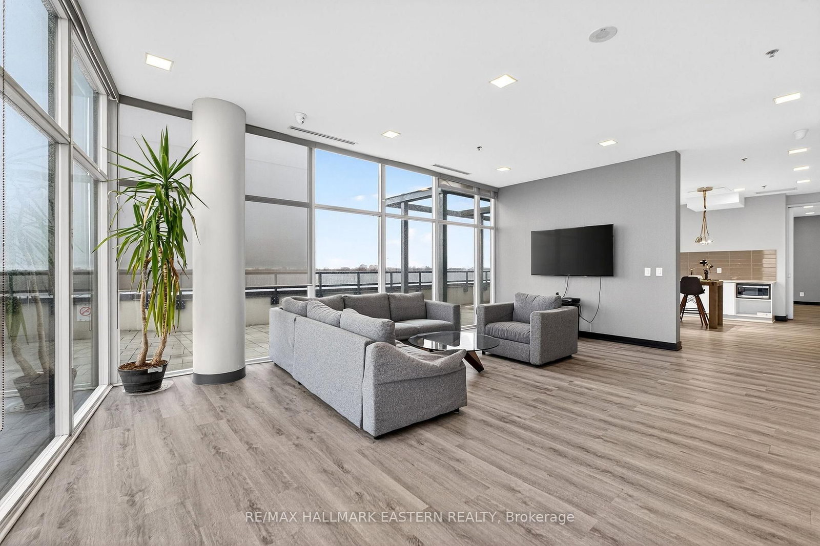 11 Superior Avenue, Unit Th3 - Photo 28