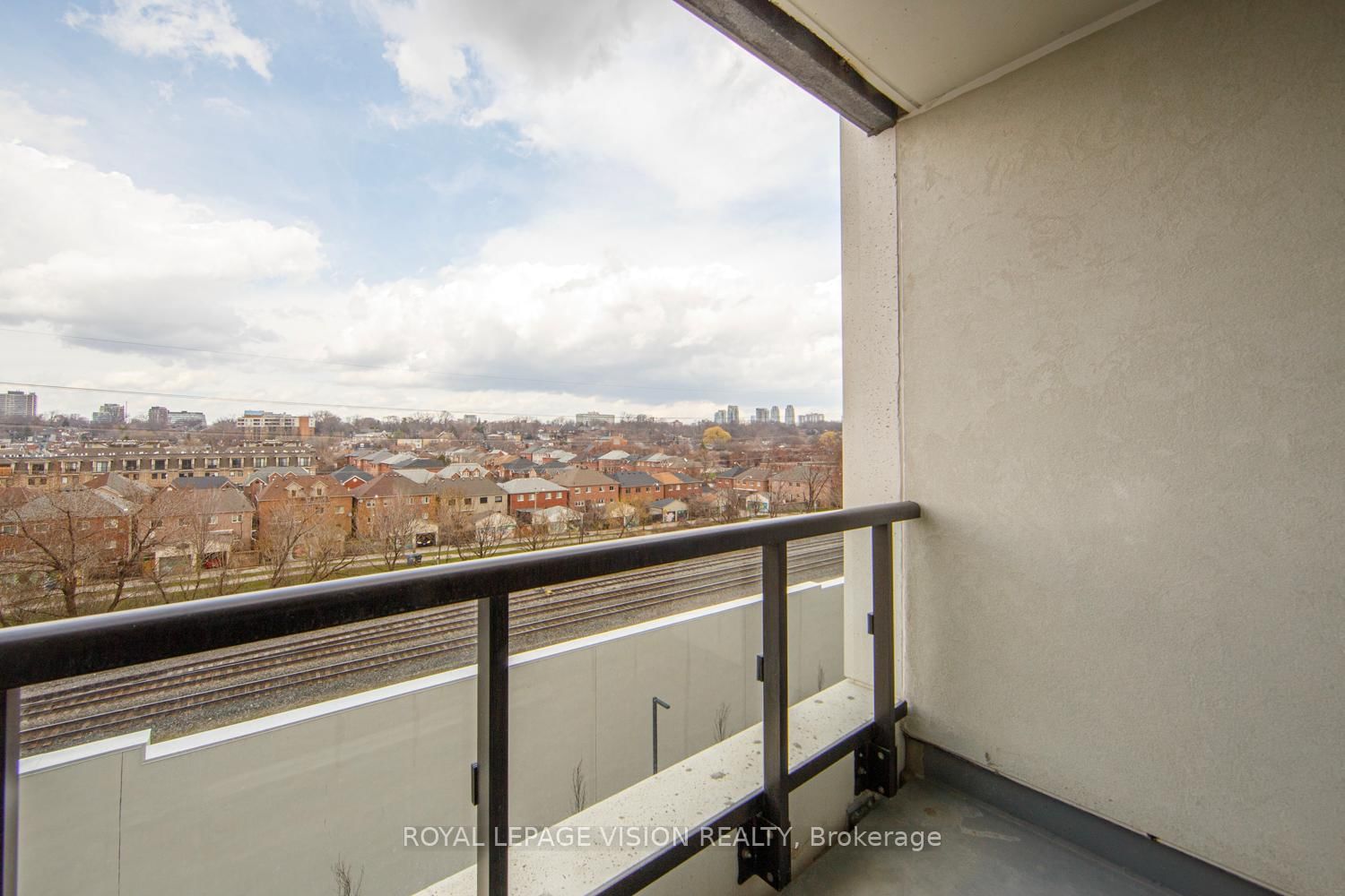 858 Dupont Street, Unit 508 - Photo 24