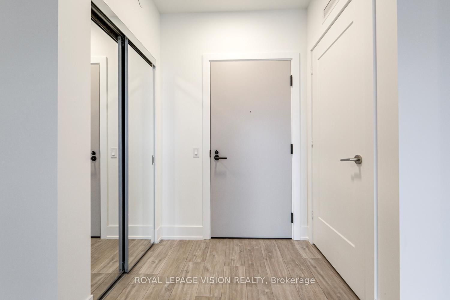 858 Dupont Street, Unit 508 - Photo 6