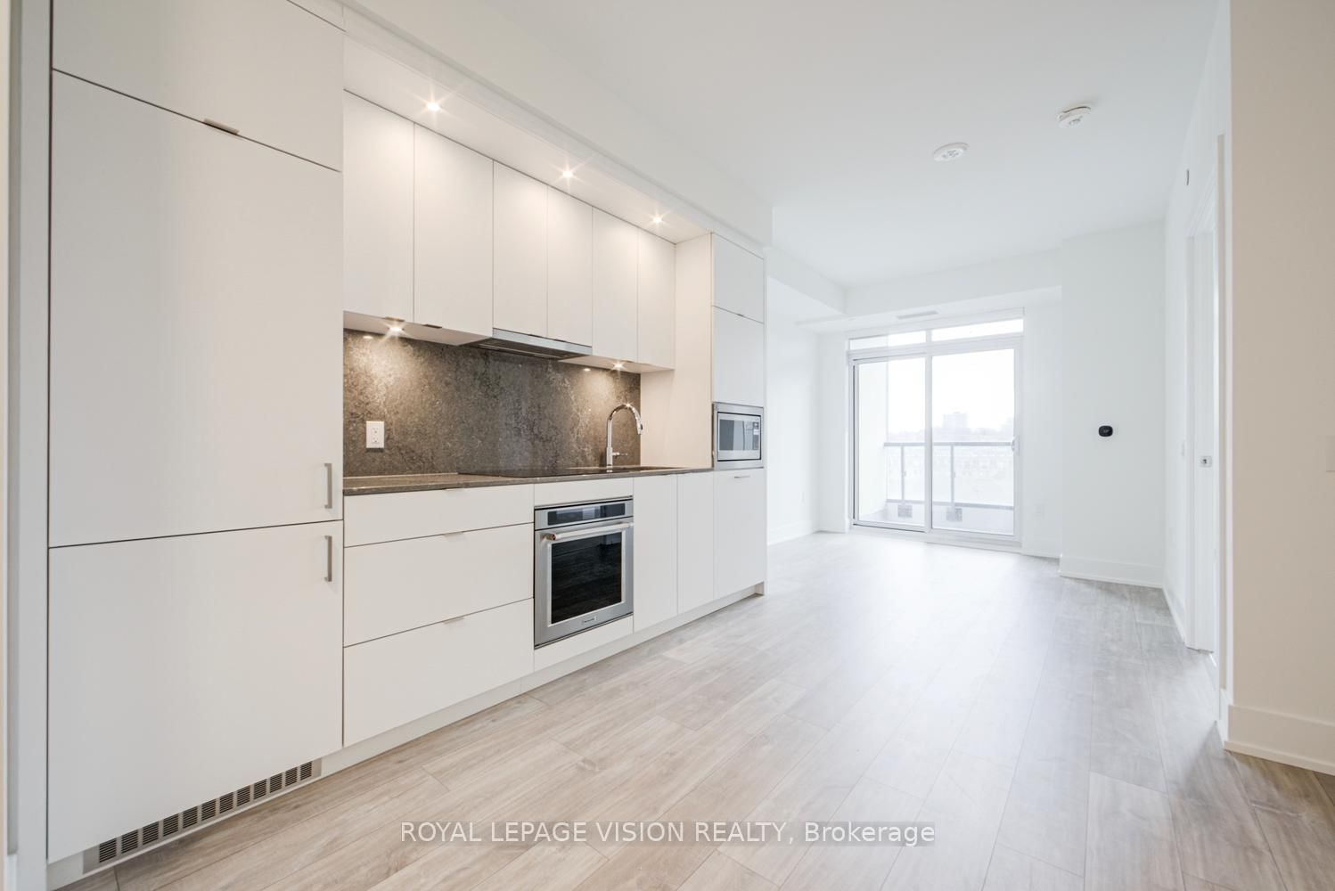 858 Dupont Street, Unit 508 - Photo 8