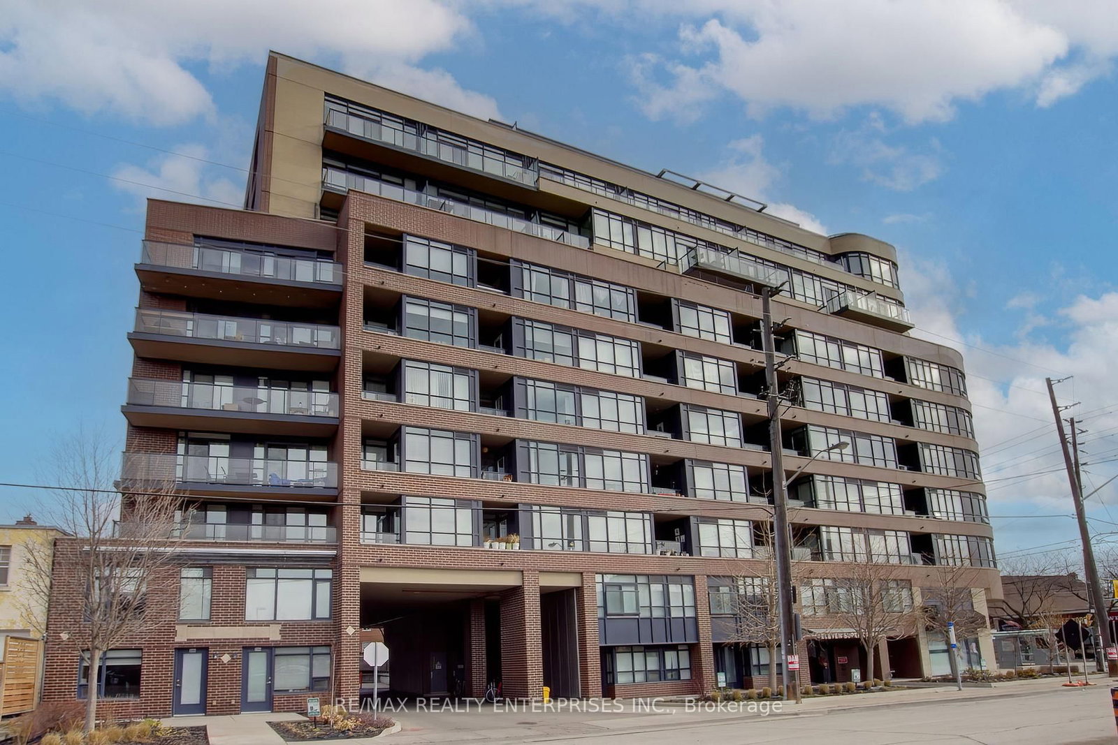 TH1-11 Superior Avenue, Toronto, ON, photo 3