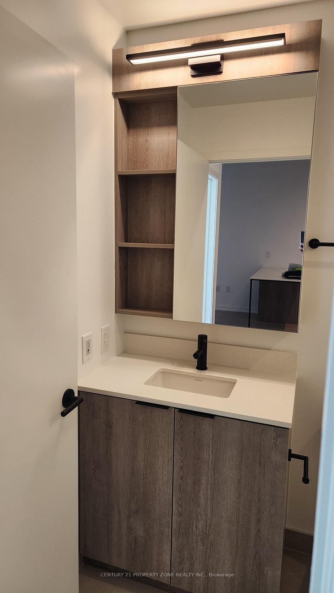 2495 Eglinton Avenue W, Unit 712 - Photo 16