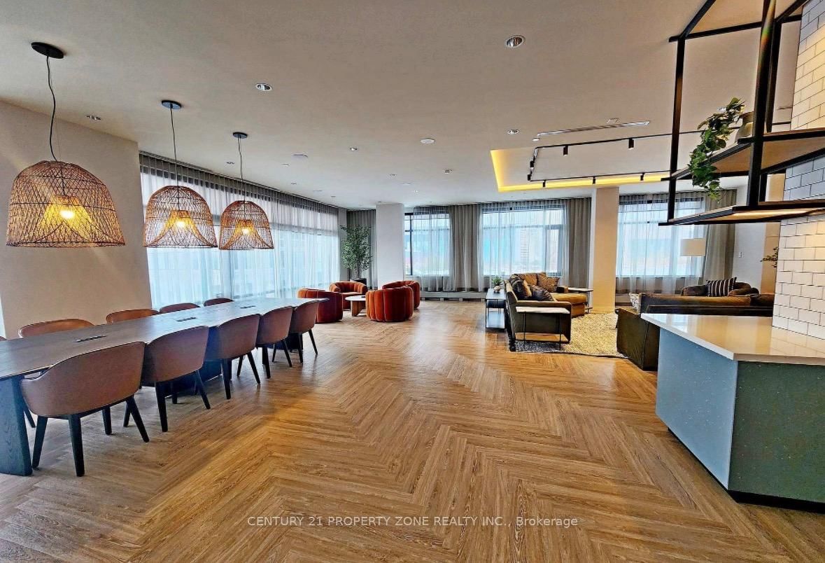 2495 Eglinton Avenue W, Unit 712 - Photo 6