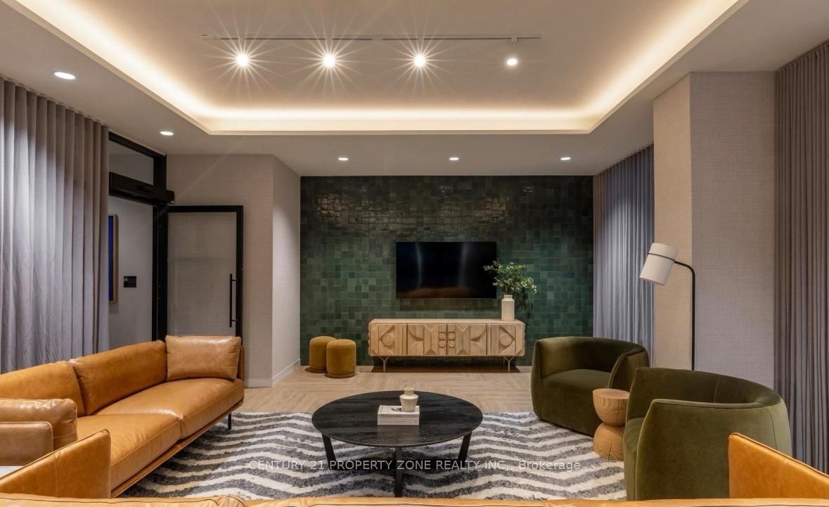 2495 Eglinton Avenue W, Unit 712 - Photo 8