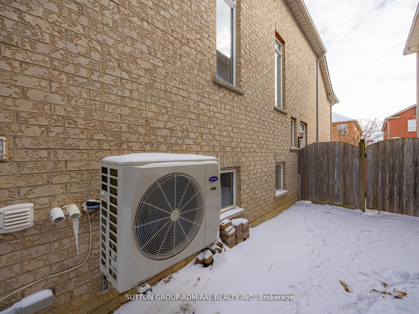 Semi-Detached House for sale at 101 River Rock Crescent, Brampton, Ontario, L7A 2W4 - Fletcher's Meadow - MLS: W12995530