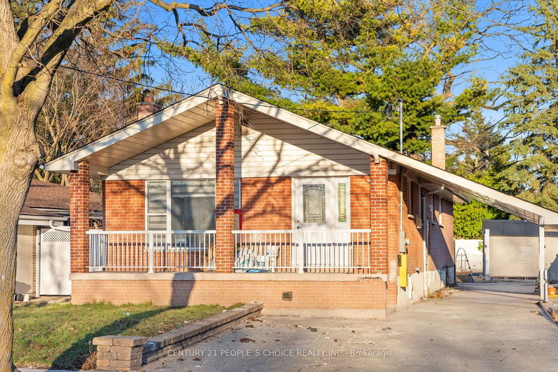 111 Verobeach Blvd, Toronto, M9M 1P8 | Image 2