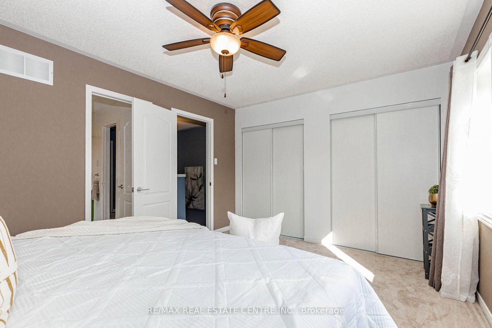 Semi-Detached House for sale at 60 Native Landing, Brampton, Ontario, L6X 5B1 - Fletcher's Creek Village - MLS: W12995632