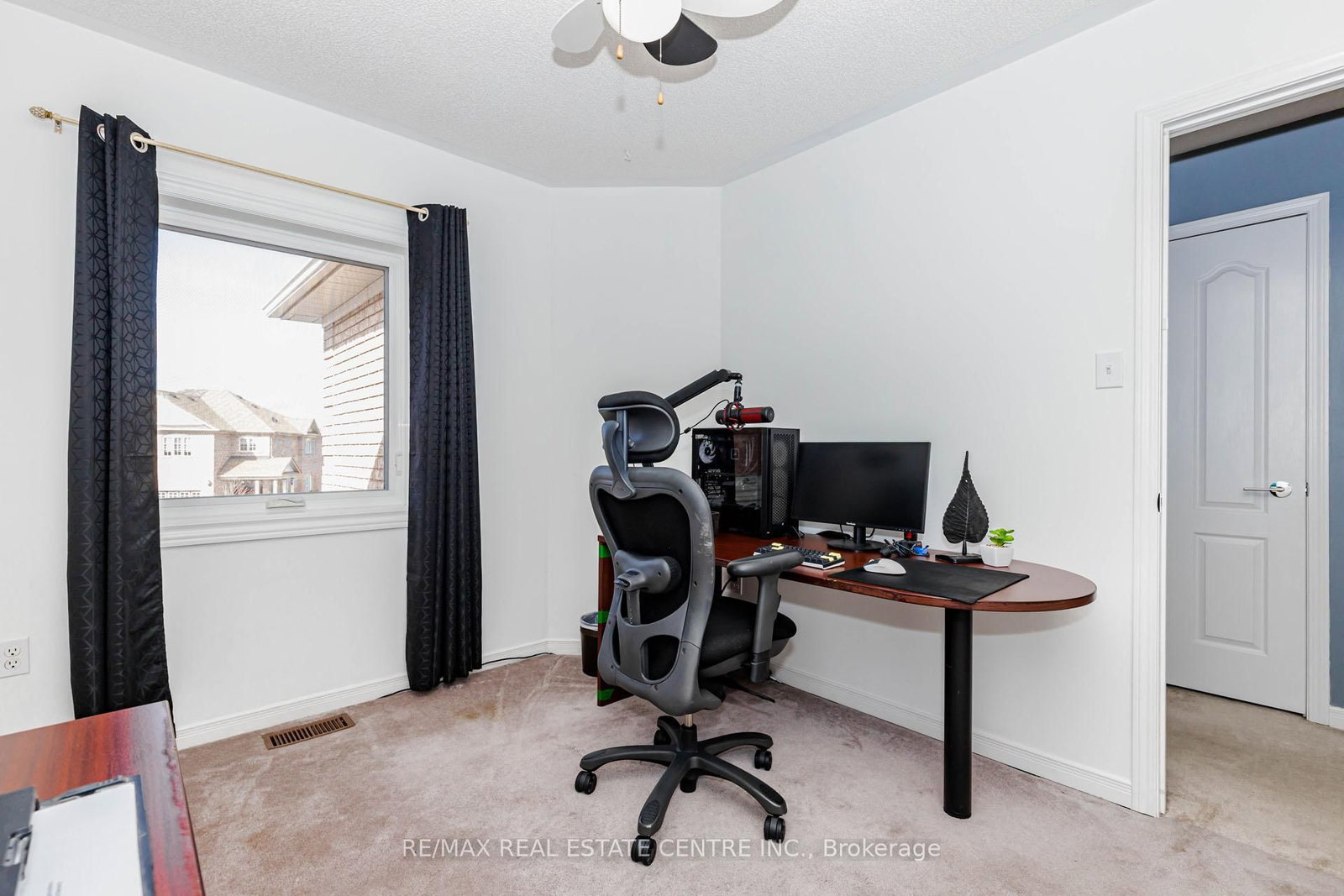 Semi-Detached House for sale at 60 Native Landing, Brampton, Ontario, L6X 5B1 - Fletcher's Creek Village - MLS: W12995632