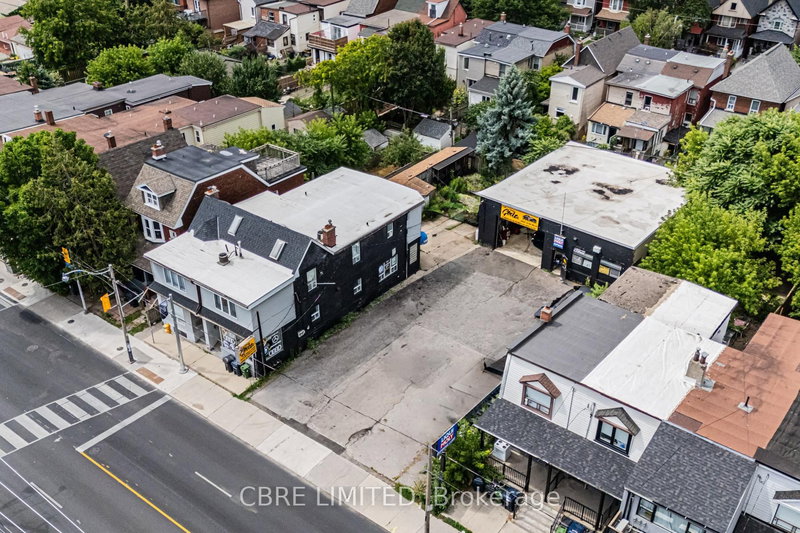 1136A-1138 Dufferin St, Toronto, M6H 4B6 | Image 2