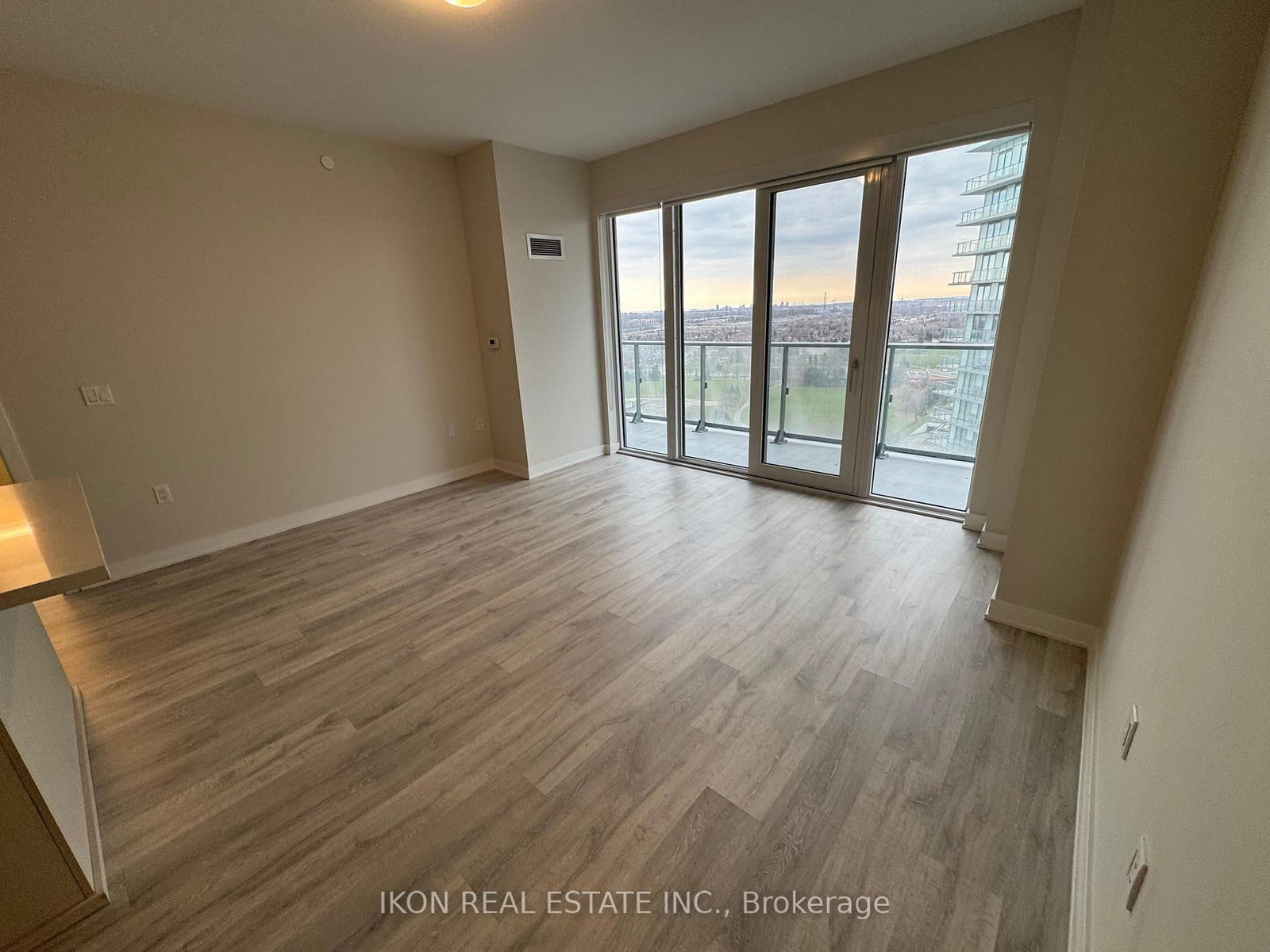 4675 Metcalfe Avenue, Unit 1804 - Photo 13