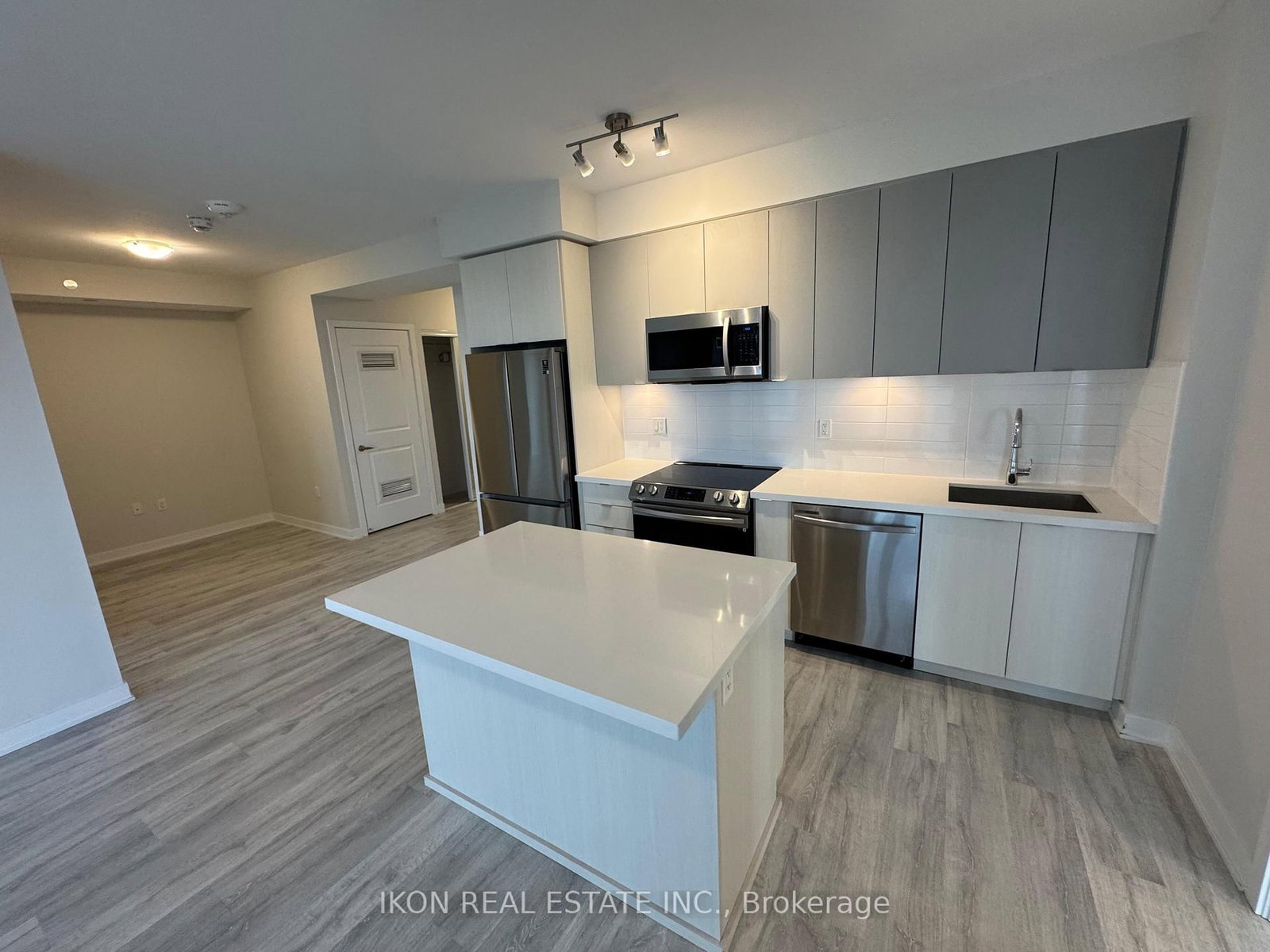 4675 Metcalfe Avenue, Unit 1804 - Photo 15