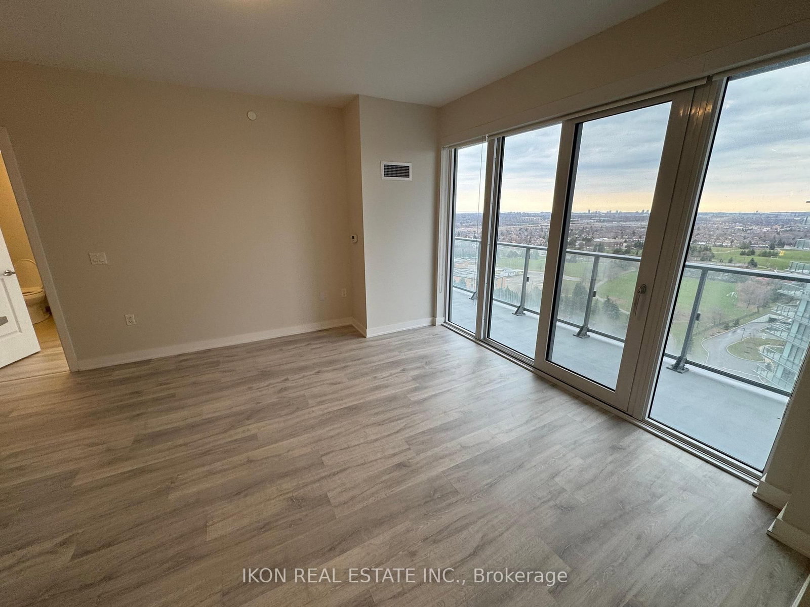 4675 Metcalfe Avenue, Unit 1804 - Photo 18