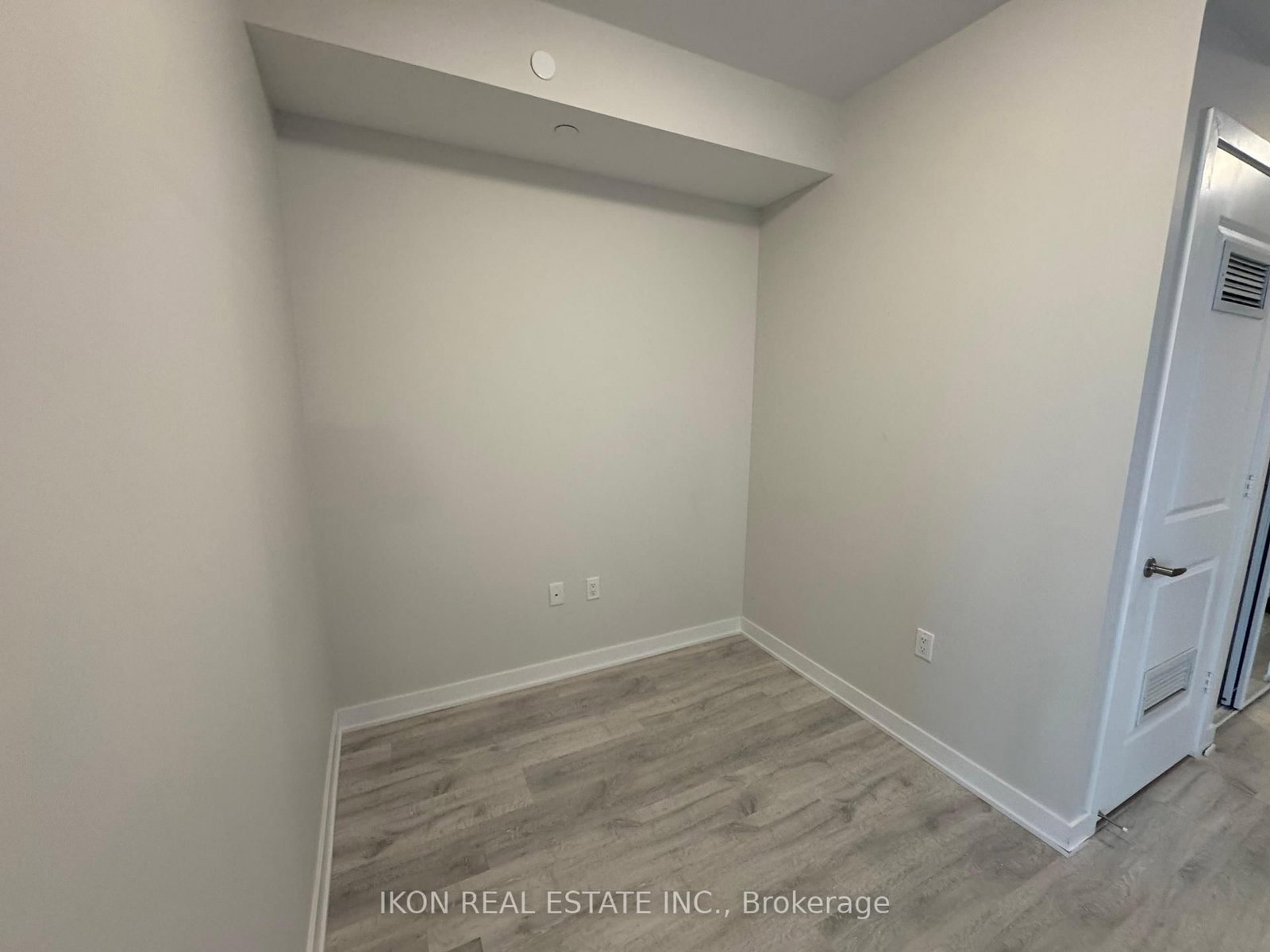 4675 Metcalfe Avenue, Unit 1804 - Photo 21