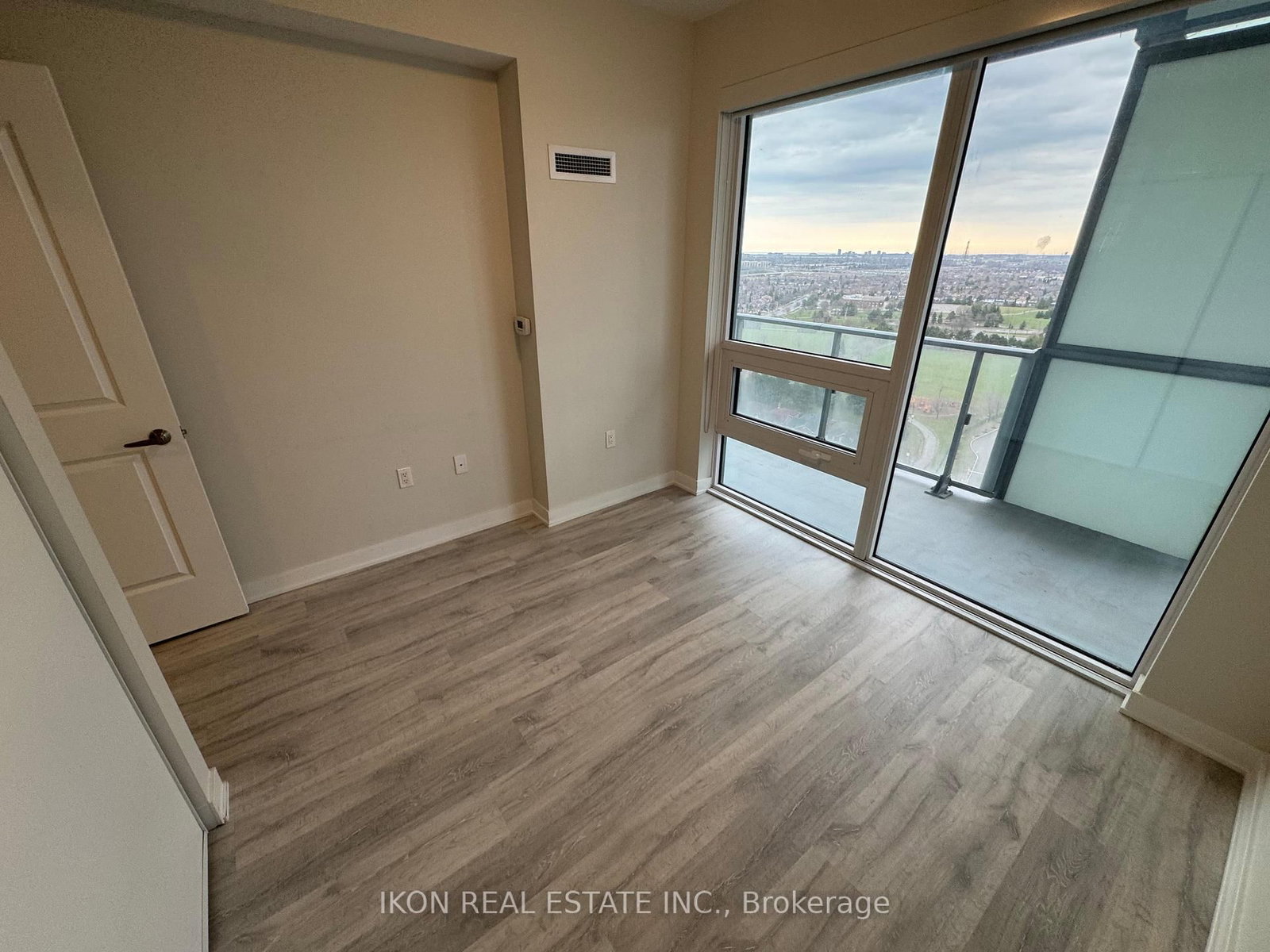 4675 Metcalfe Avenue, Unit 1804 - Photo 22