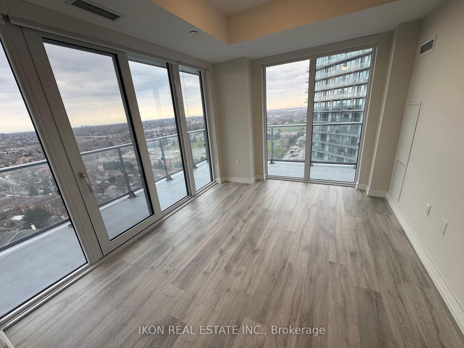 4675 Metcalfe Avenue, Unit 1804 - Photo 29