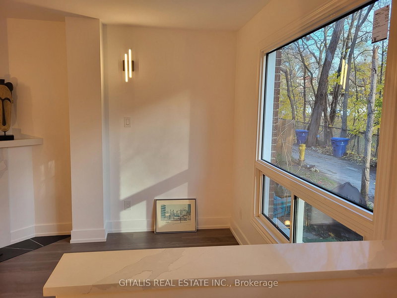 12 - 200 Keele St, Toronto, M6P 2K2 | Image 3