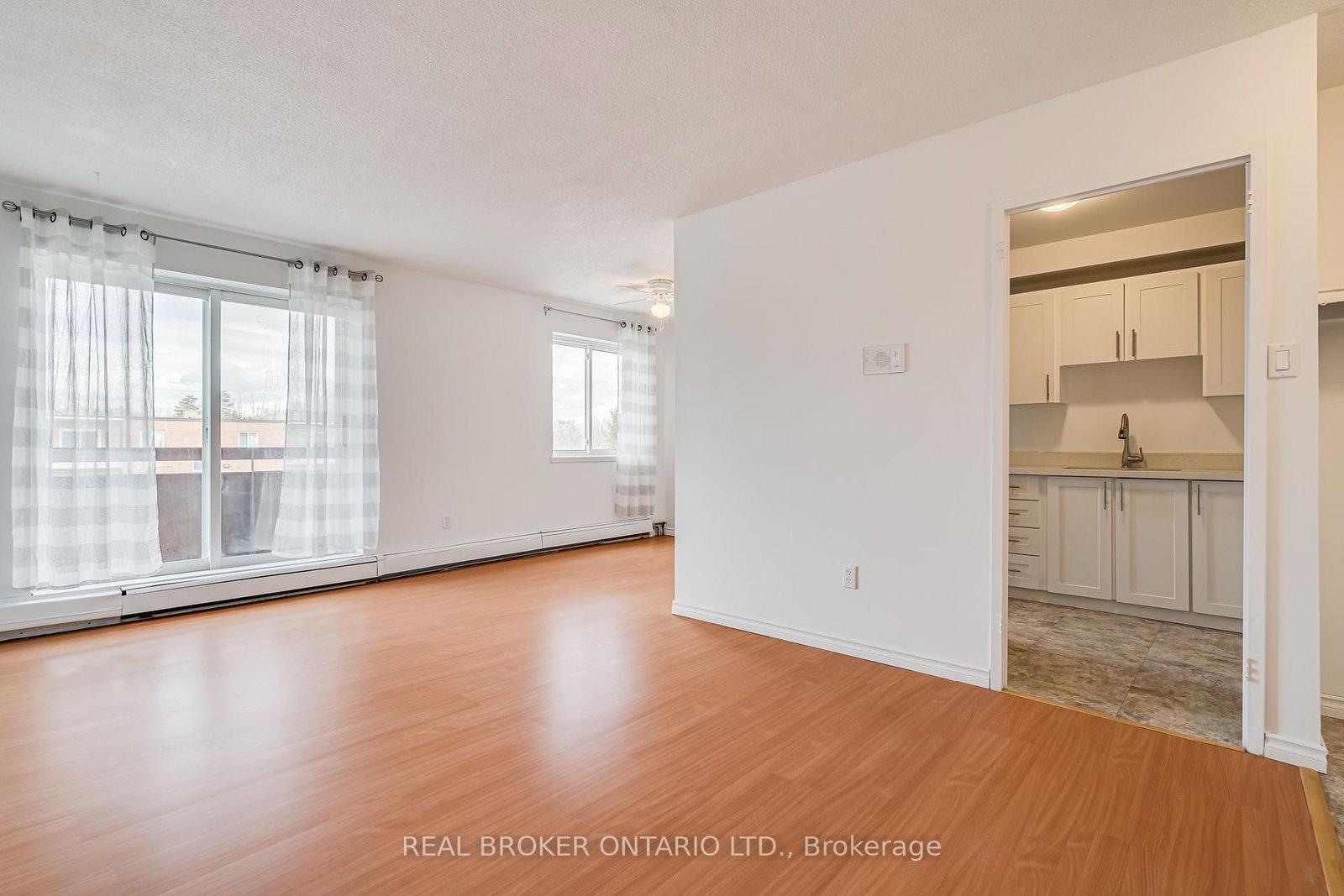 9 Princess Street, Unit 304 - Photo 10