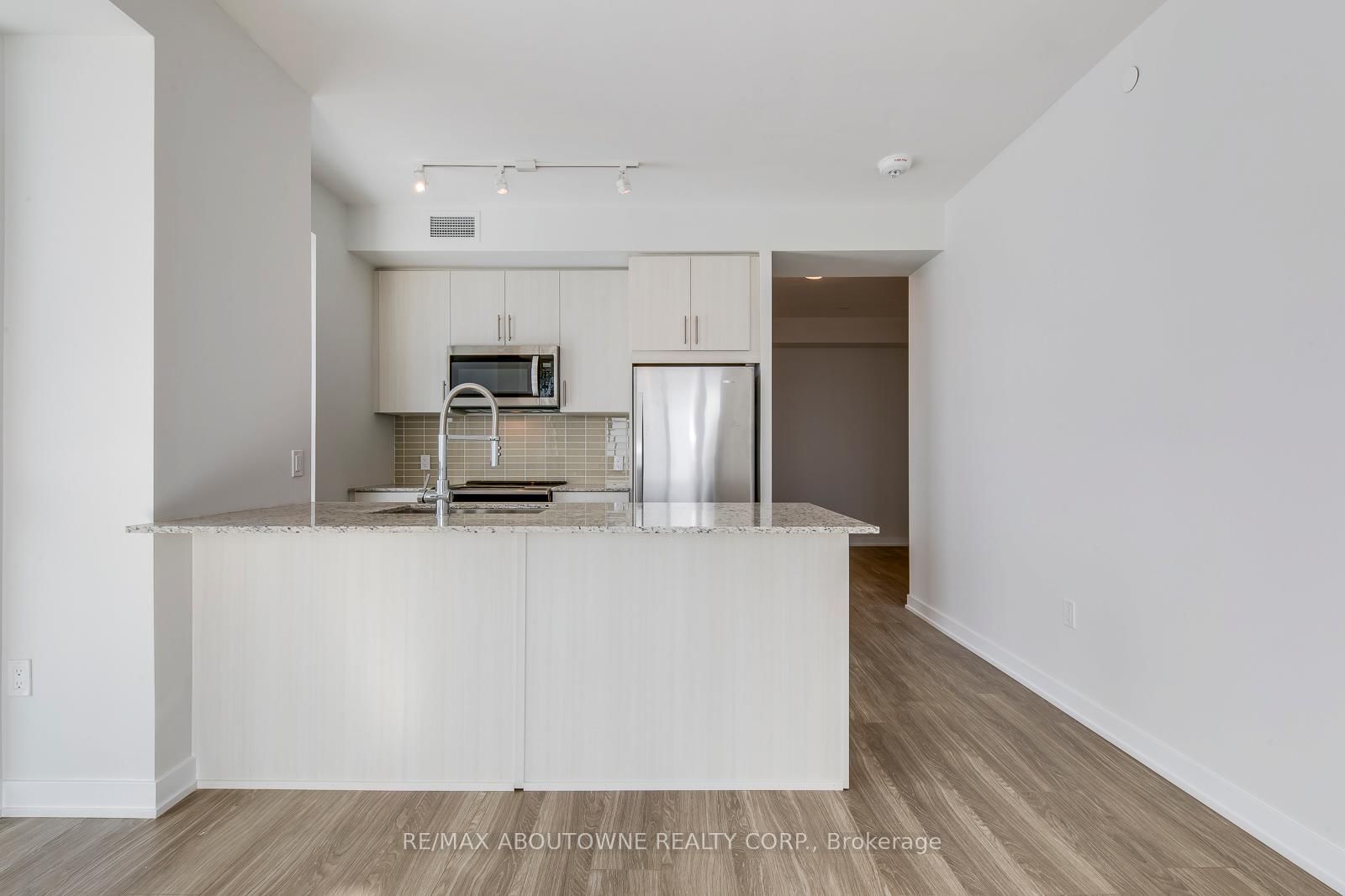 4085 Parkside Village Drive, Unit 1502 - Photo 16