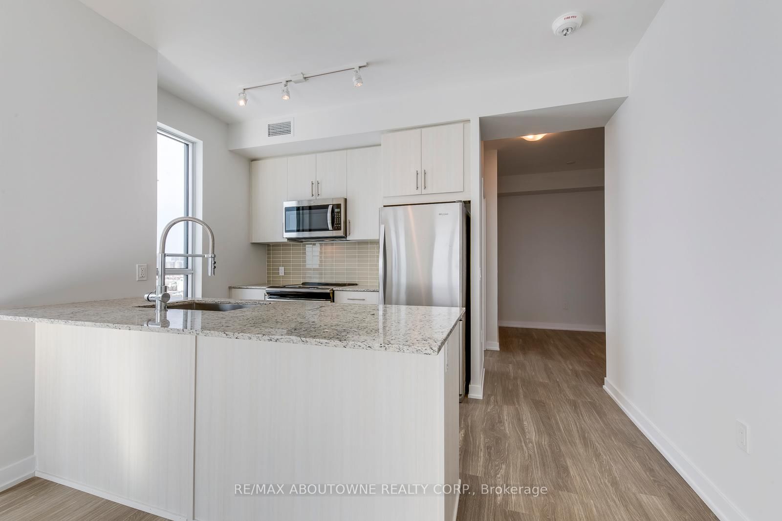 4085 Parkside Village Drive, Unit 1502 - Photo 17