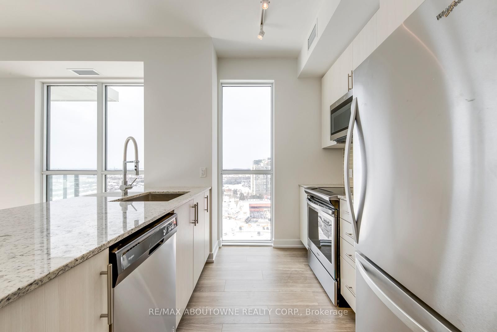 4085 Parkside Village Drive, Unit 1502 - Photo 18