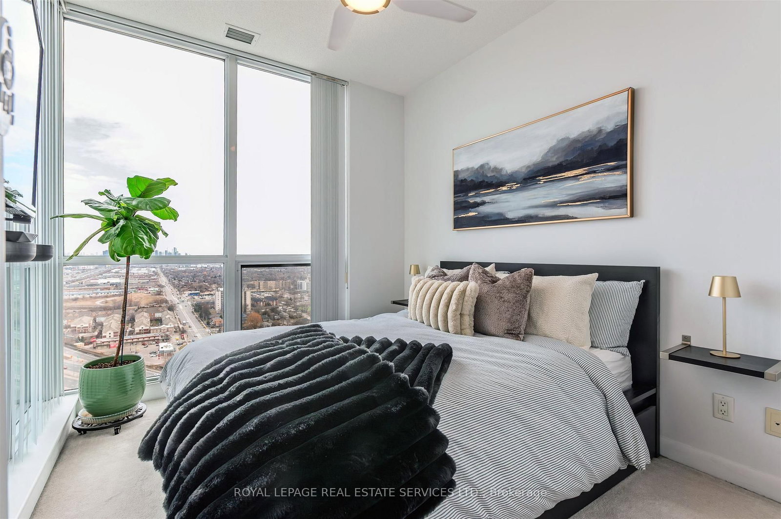 215 Sherway Gardens Road, Unit PH101 - Photo 12