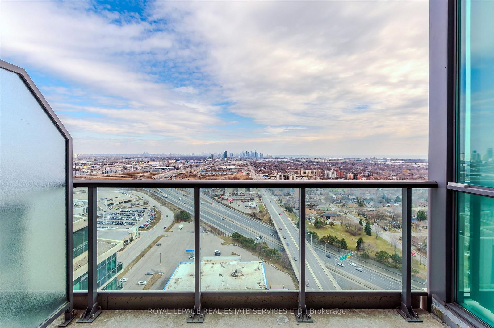 215 Sherway Gardens Road, Unit PH101 - Photo 18