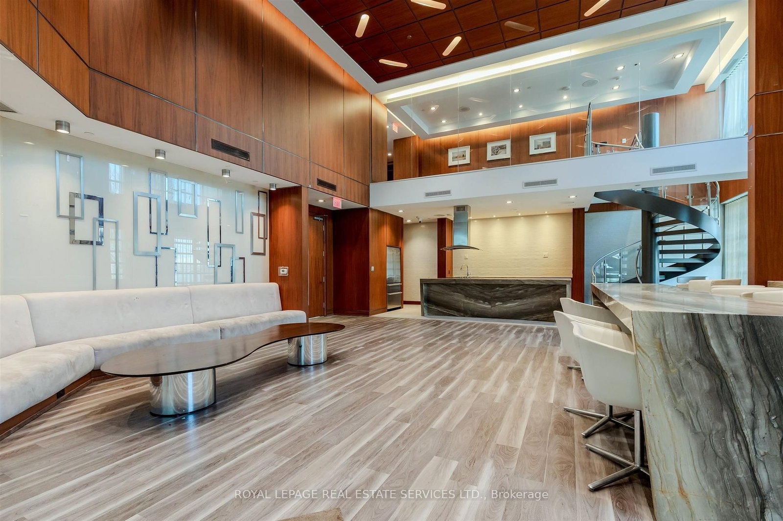 215 Sherway Gardens Road, Unit PH101 - Photo 24