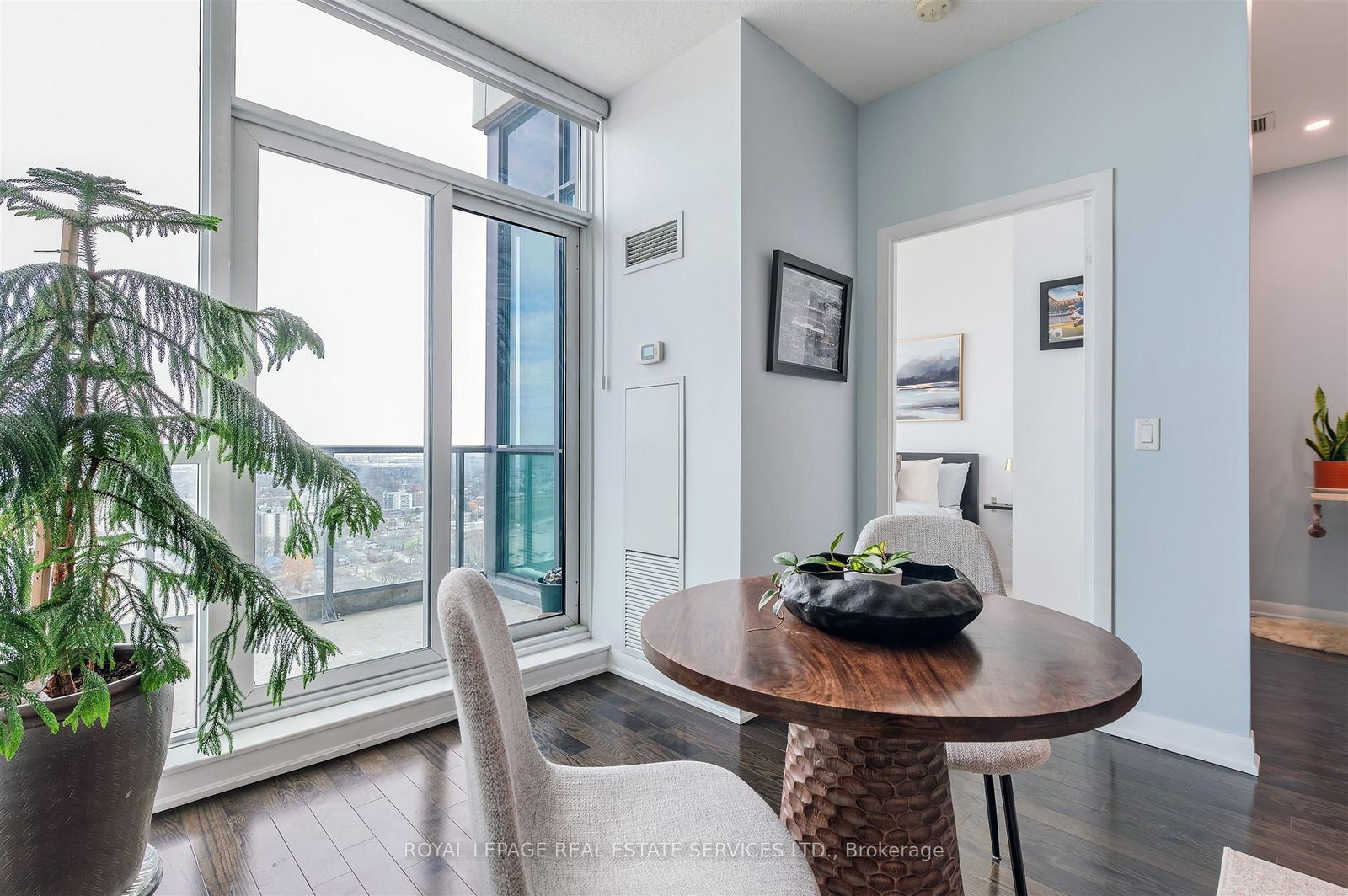 215 Sherway Gardens Road, Unit PH101 - Photo 8