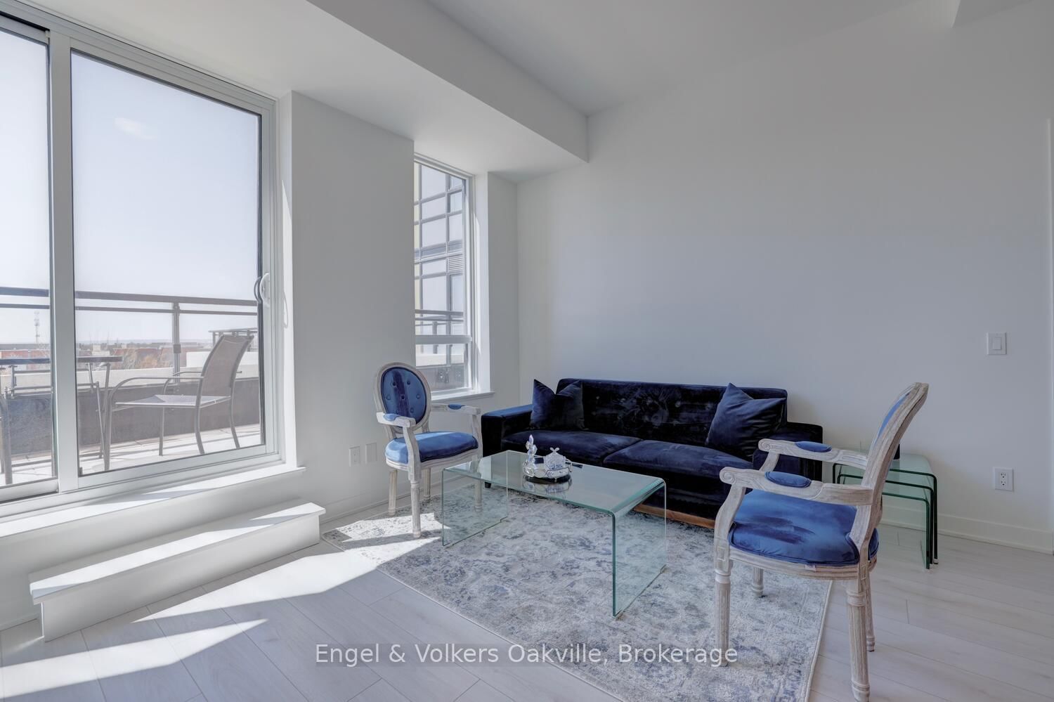 405 Dundas Street W, Unit 307 - Photo 13