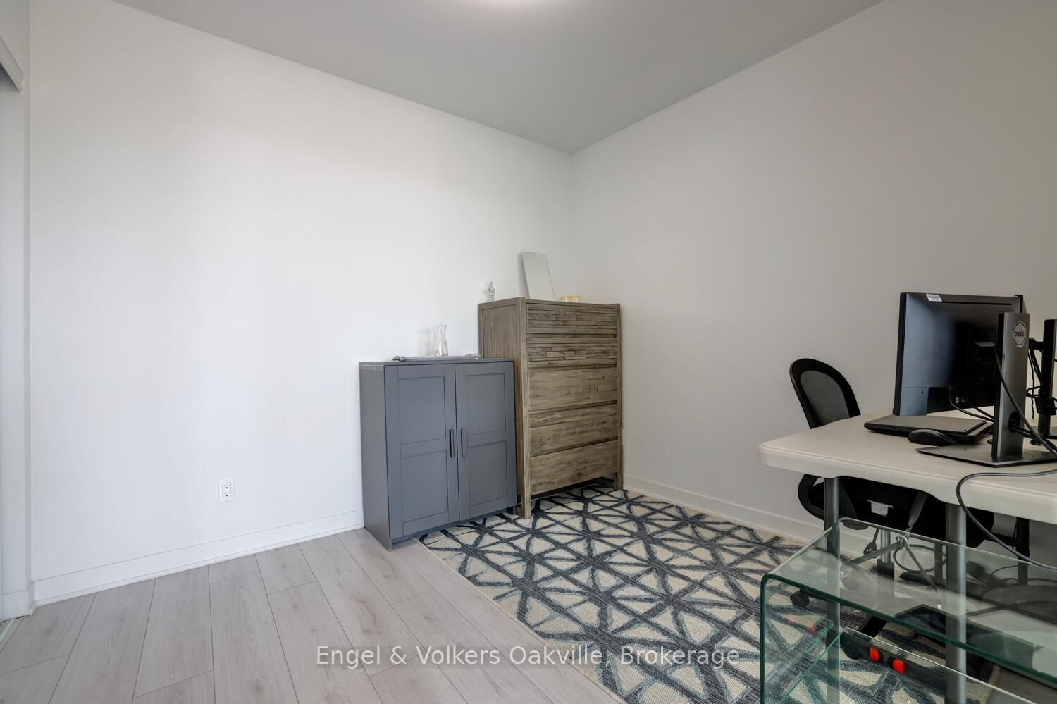 405 Dundas Street W, Unit 307 - Photo 21