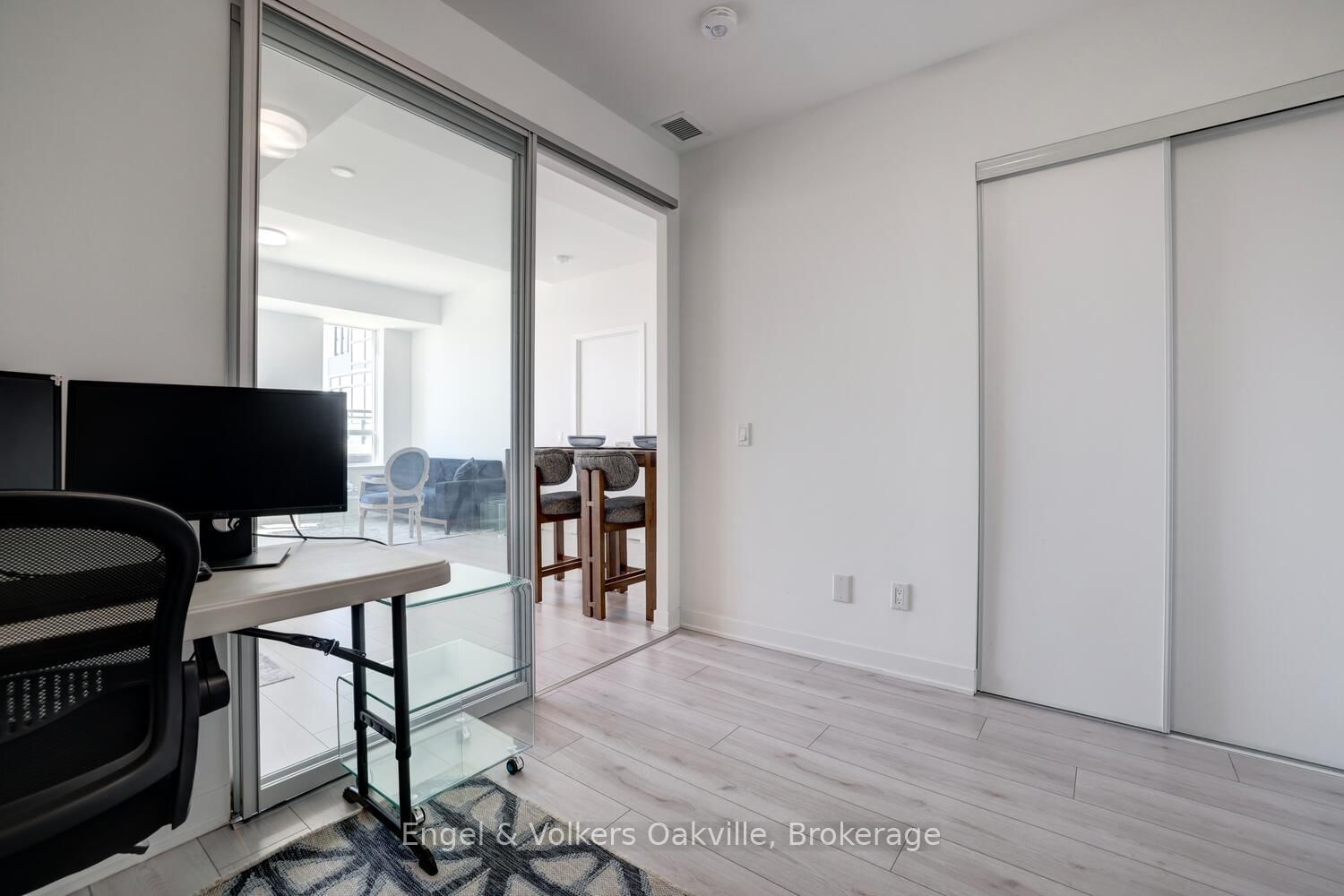 405 Dundas Street W, Unit 307 - Photo 22