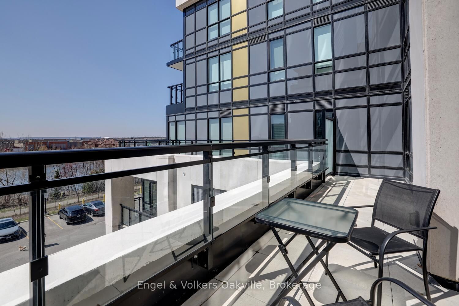 405 Dundas Street W, Unit 307 - Photo 25