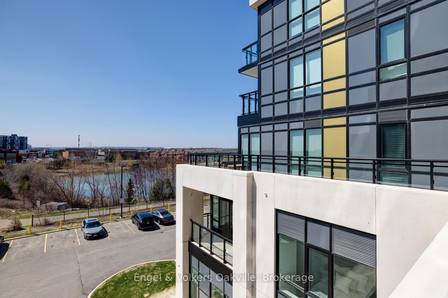 405 Dundas Street W, Unit 307 - Photo 26