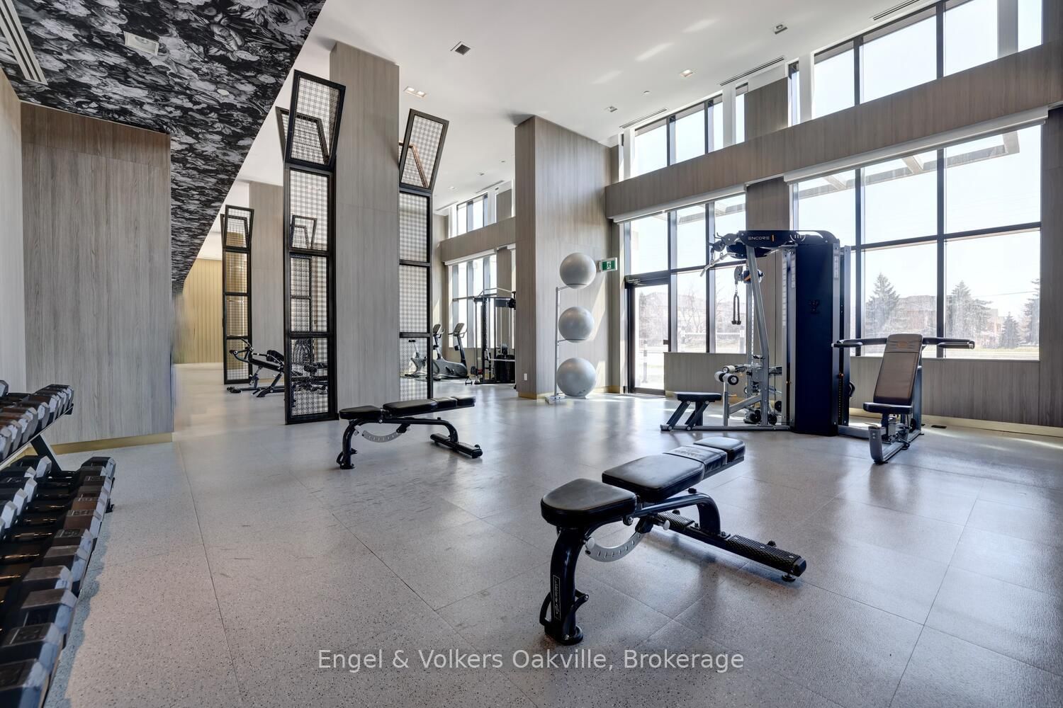 405 Dundas Street W, Unit 307 - Photo 33