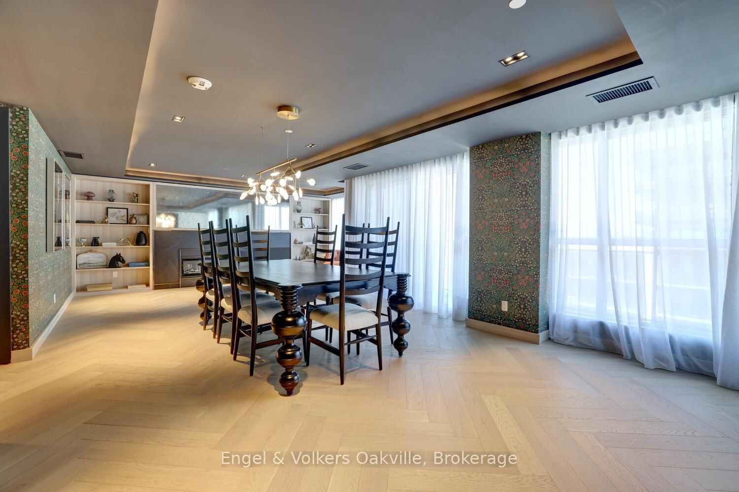 405 Dundas Street W, Unit 307 - Photo 40