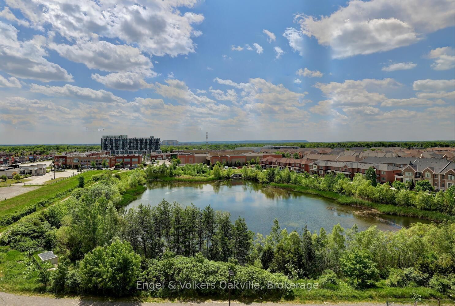 405 Dundas Street W, Unit 307 - Photo 44