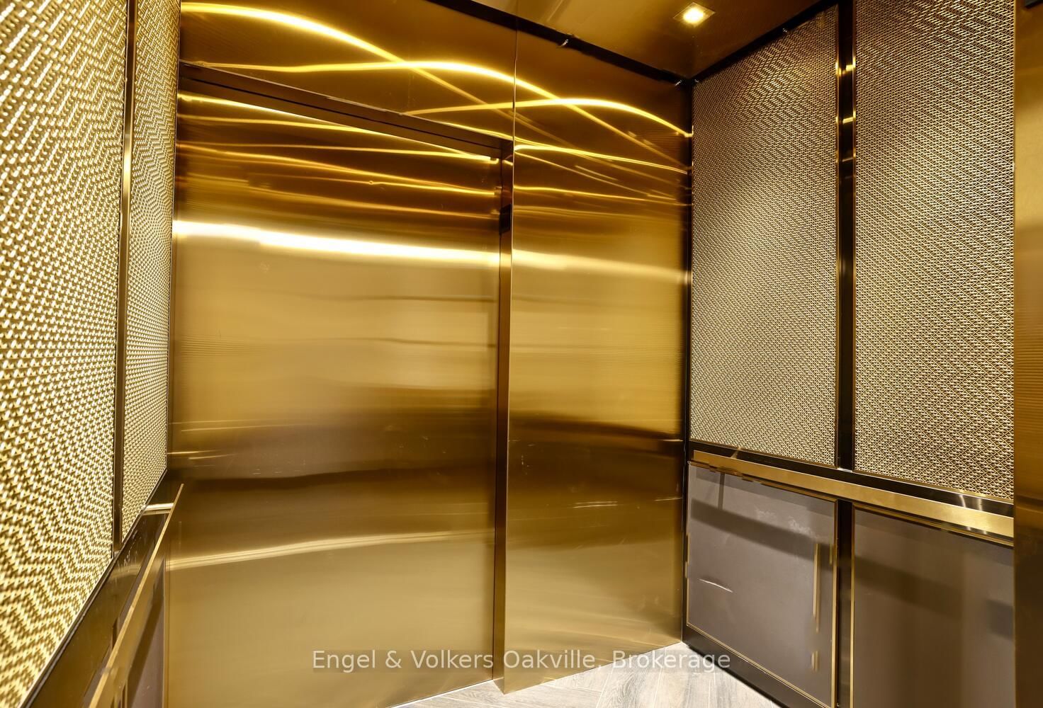 405 Dundas Street W, Unit 307 - Photo 6