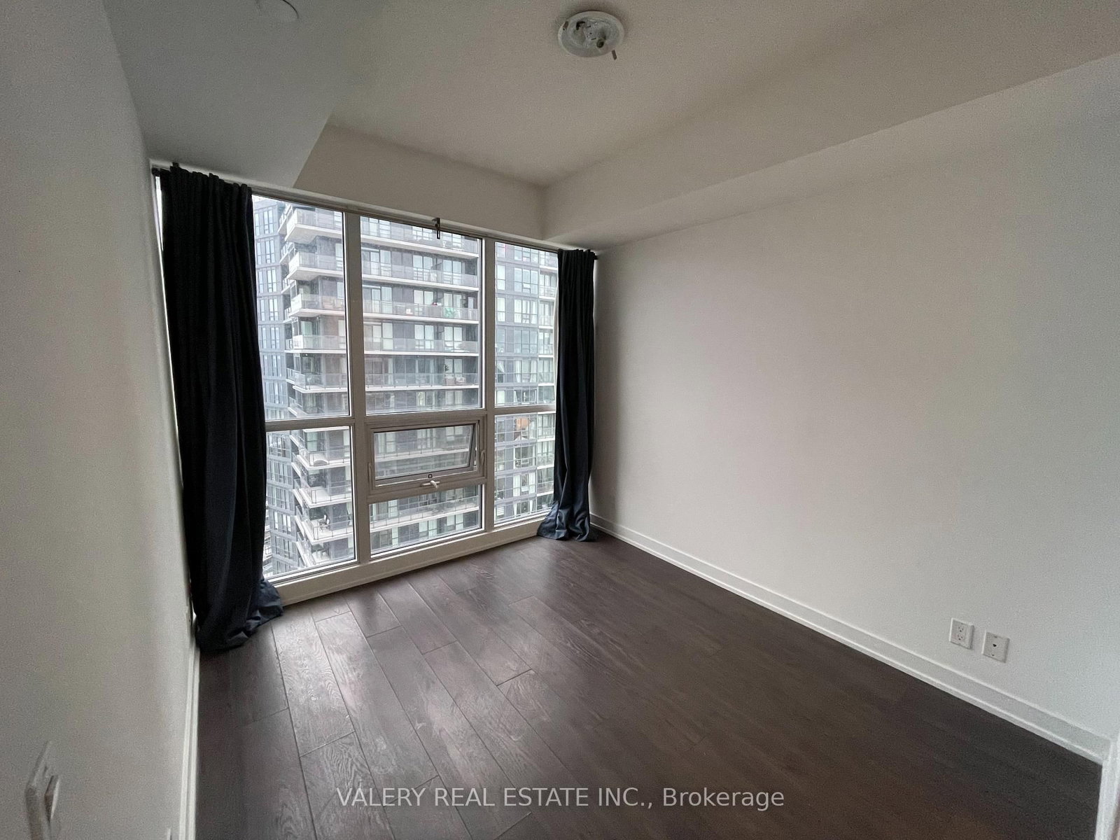 2200 Lake Shore Boulevard W, Unit 4003 - Photo 8