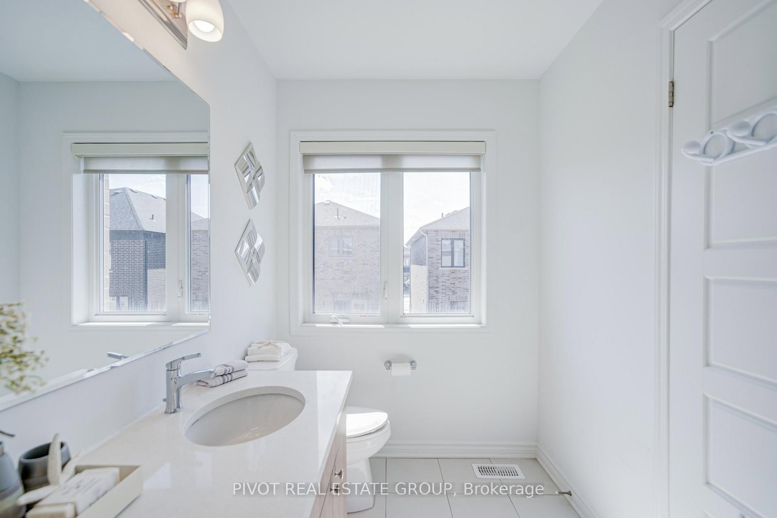 Detached House for sale at 1226 Muskoka Heights, Milton, Ontario, L9E 1Y6 - Bowes - MLS: W12996002