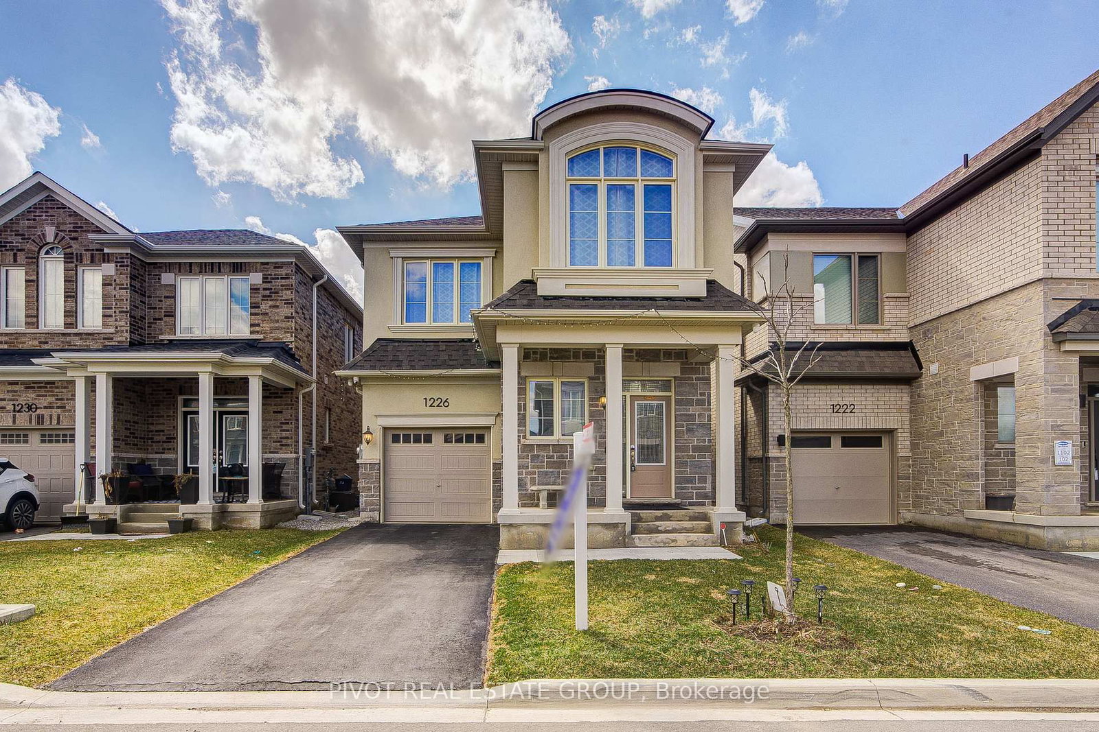 Detached House for sale at 1226 Muskoka Heights, Milton, Ontario, L9E 1Y6 - Bowes - MLS: W12996002