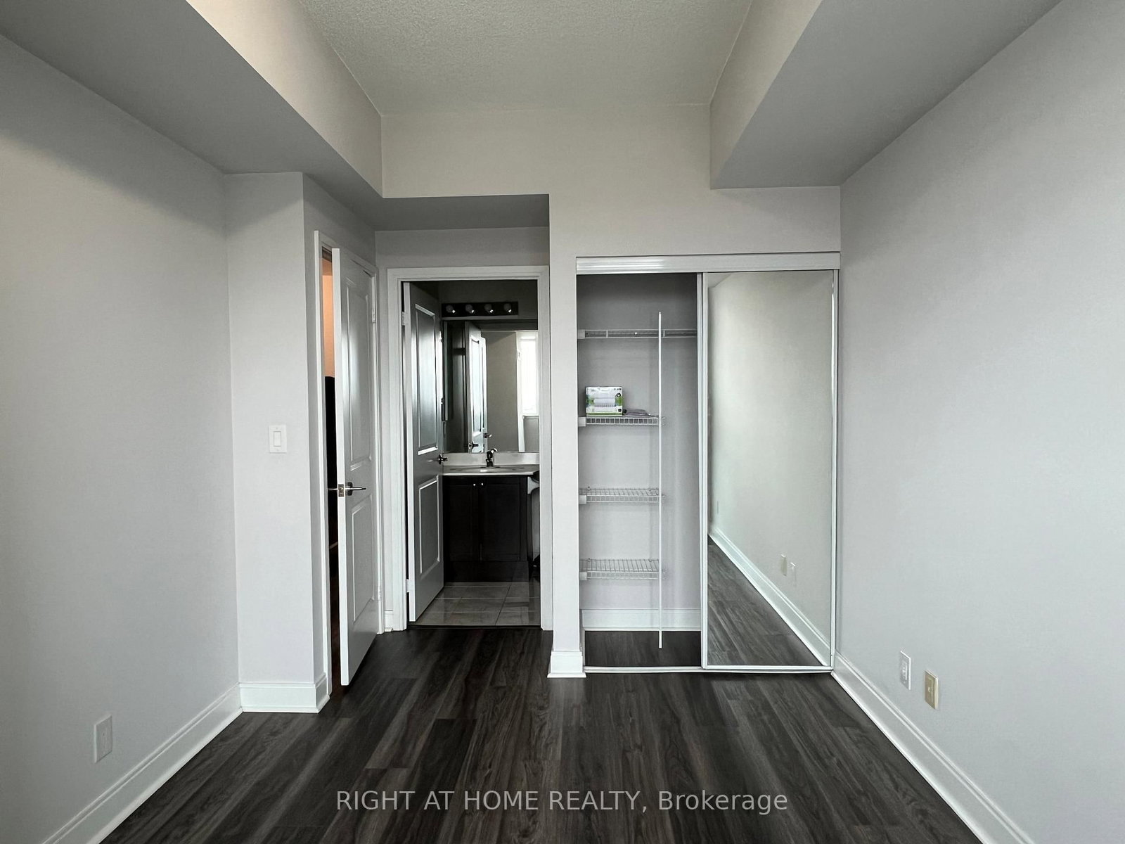 80 Absolute Avenue, Unit 2101 - Photo 10