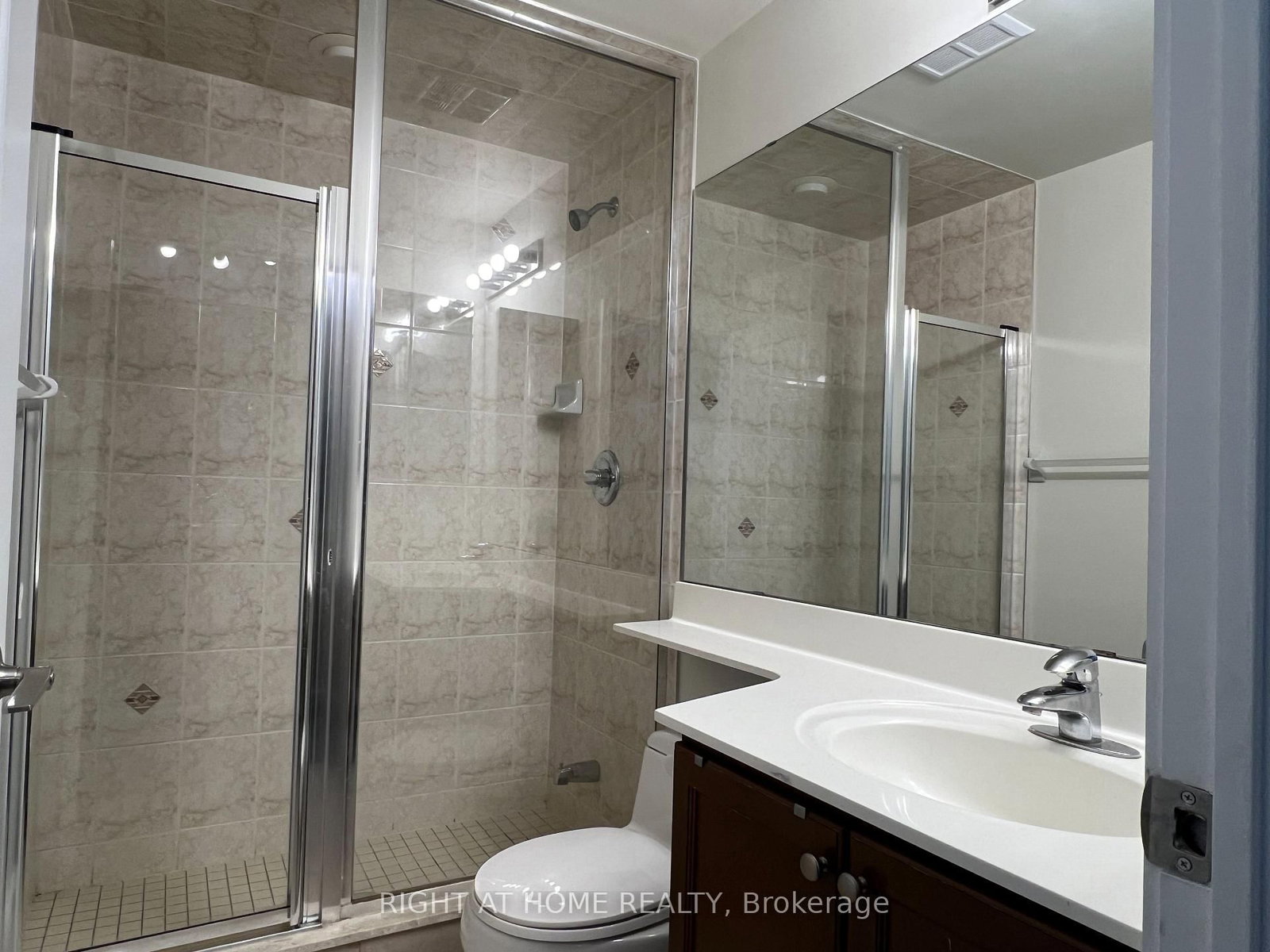 80 Absolute Avenue, Unit 2101 - Photo 13