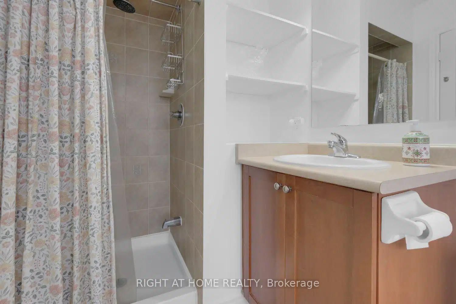 Semi-Detached House for sale at 53 Silent Pond Crescent, Brampton, Ontario, L6V 4S9 - Madoc - MLS: W12996172