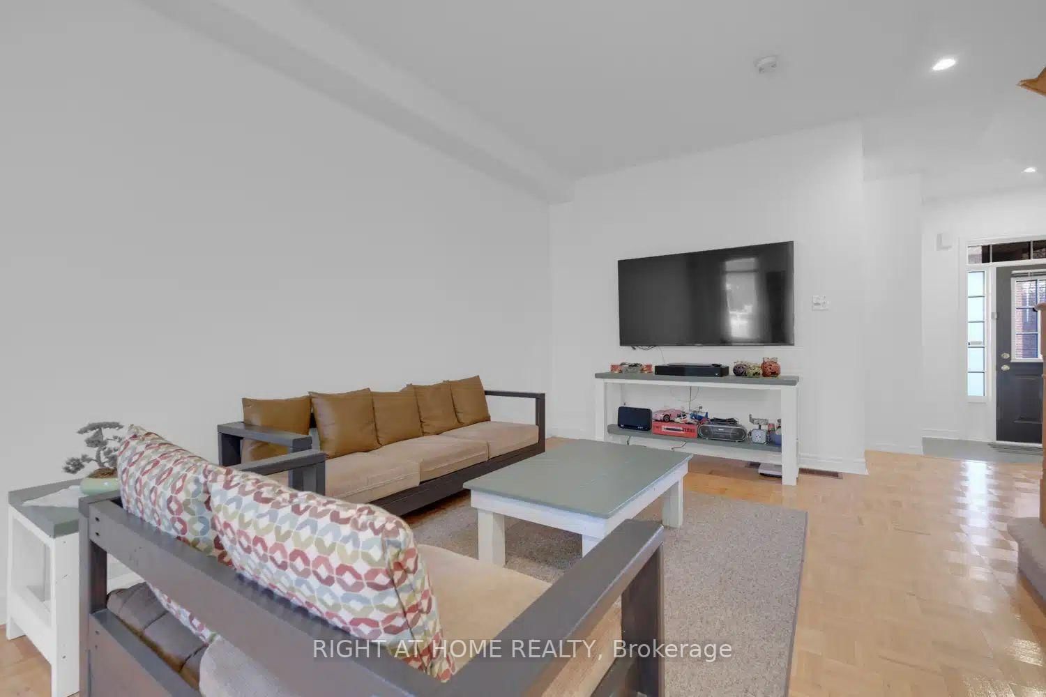 Semi-Detached House for sale at 53 Silent Pond Crescent, Brampton, Ontario, L6V 4S9 - Madoc - MLS: W12996172