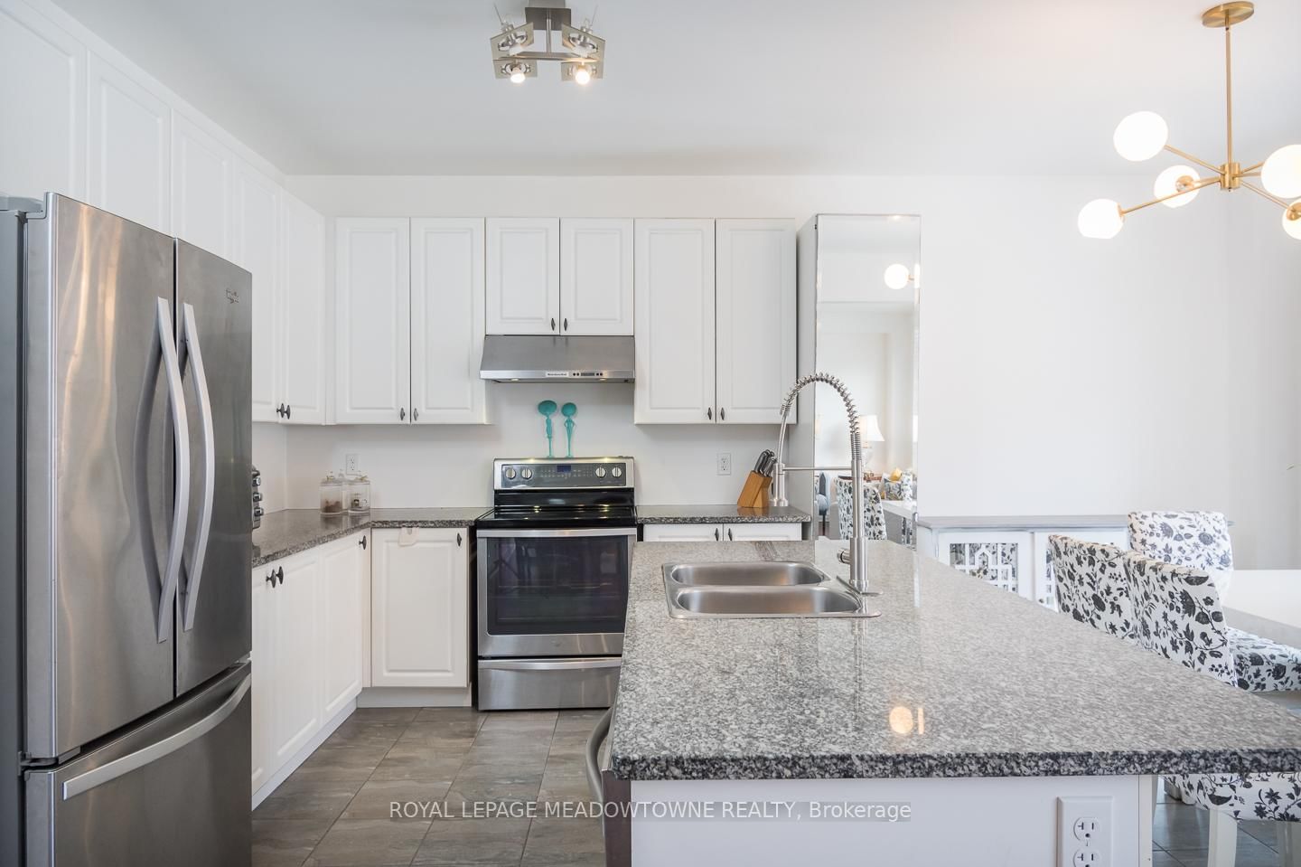 Detached House for sale at 471 Ollerenshaw Pt, Milton, Ontario, L9T 8P7 - Harrison - MLS: W12996210